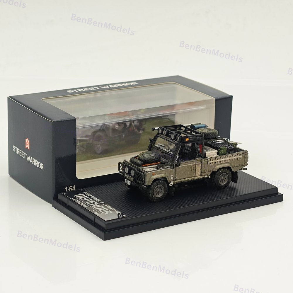 1:64 STREET WARRIOR Defender Tomb Raider x Land Rover Limited 499 Diecast Model