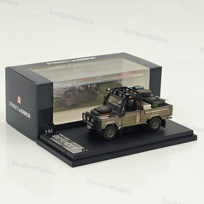 1:64 STREET WARRIOR Defender Tomb Raider x Land Rover Limited 499 Diecast Model