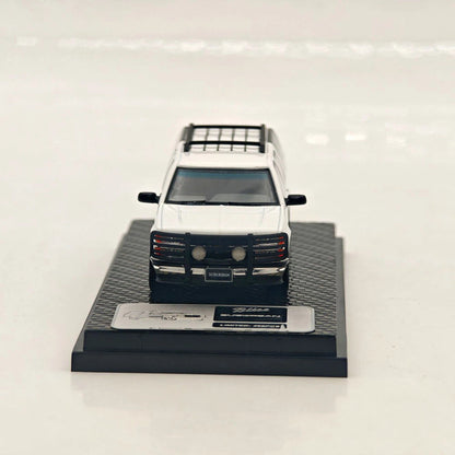 1:64 Bliss Suburban GMT400 SUV White HEC Beijing Diecast Model Car