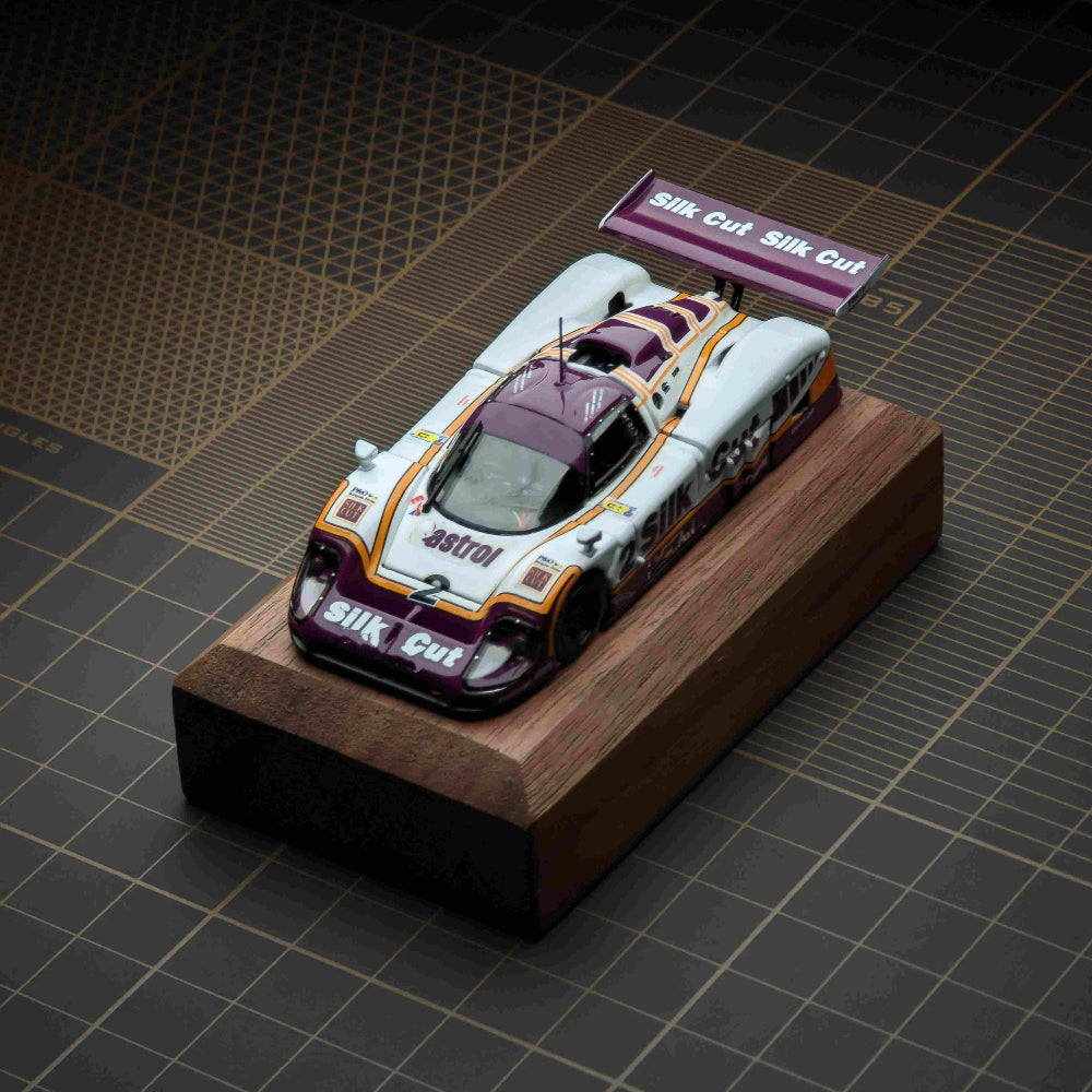 Transcend Model 1:64 XJR-9 1988 Le Mans Winner Silk Cut Diecast Model Car Limited Collection