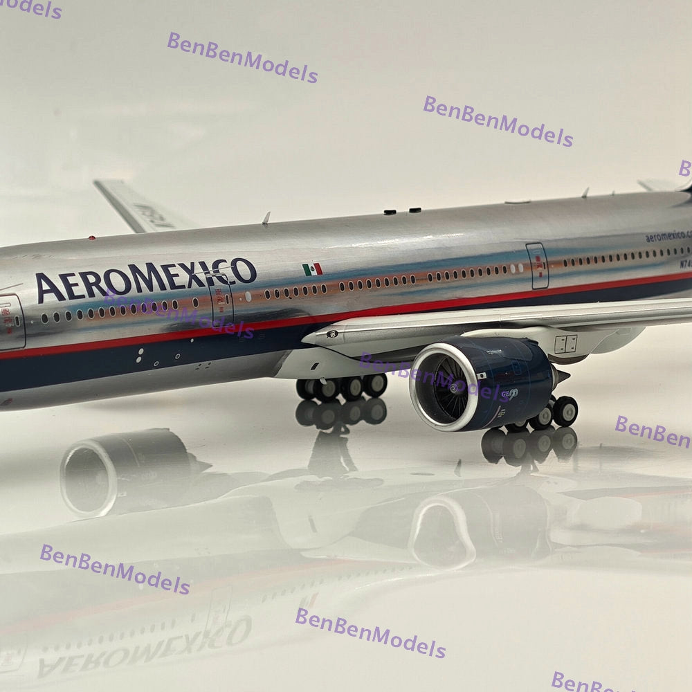Aeromexico Boeing 777-200 N745AM / IF772AM1023P / INFLIGHT 200 WITH STAND /1:200