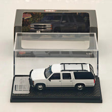 1:64 Bliss Suburban GMT400 SUV Blanc HEC Beijing Modèle réduit de voiture moulé sous pression