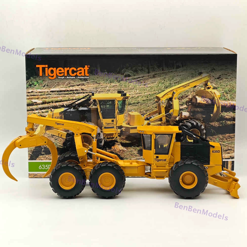 1/32 Tigercat 635D Skidder MIB Diecast Model Collection Forestry Machinery