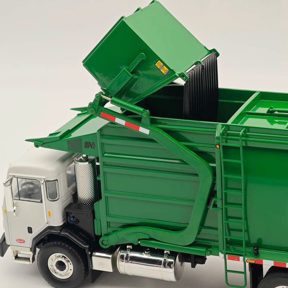 gear truck FIRST GEAR 1/34 Peterbilt 520 Wittke Front End Loader Refuse Truck 10-4195 DIECAST METAL REPLICA Collection – BenBenModels