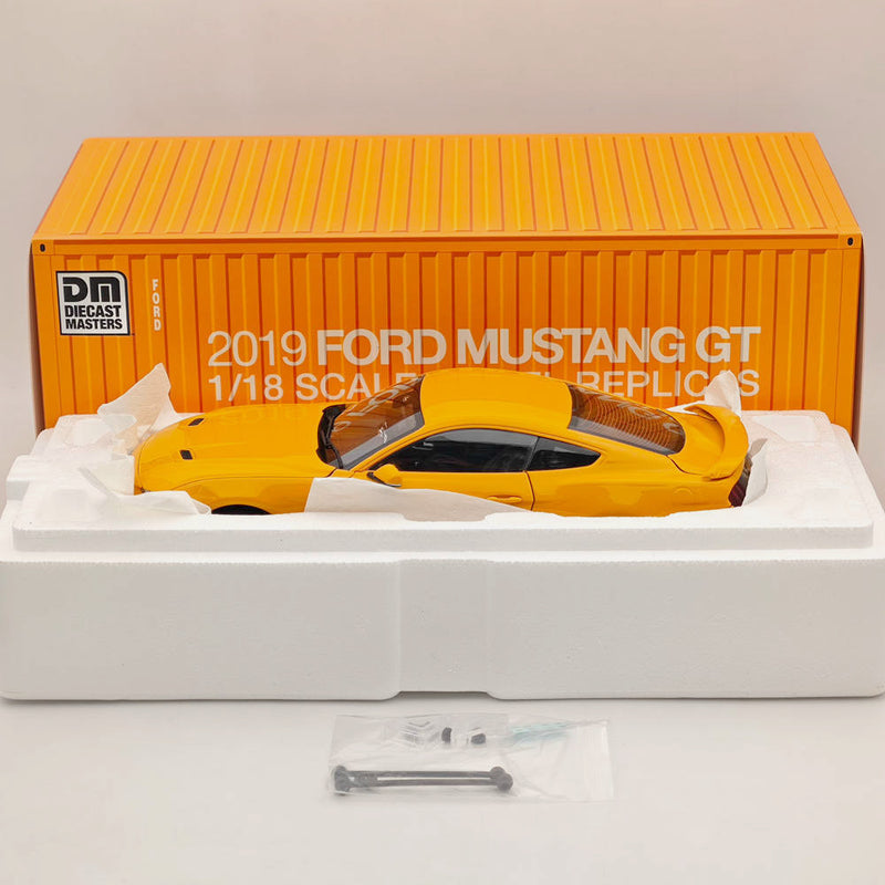 DM 1/18 Scale Model Replicas Ford Mustang GT 2019 Orange Fury RHD Diecast Car Miniature Hobby Gifts