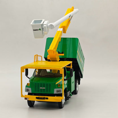 First Gear 1:34 C7500 Davey with Over Center Aerial Device Tree Trimming Truck Green 10-4025 Diecast Model Truck Collection