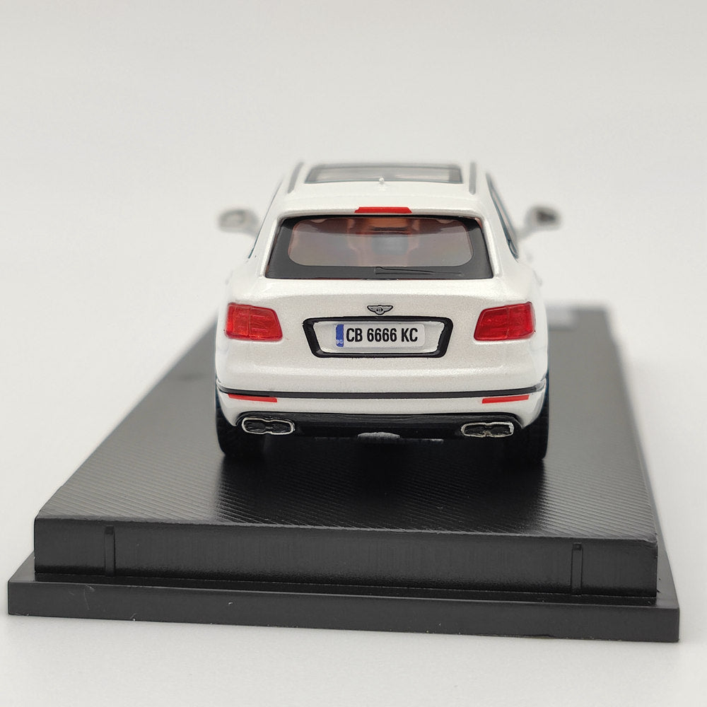 Matchbox Bentley Bentayga 1:64 – Weiß, Luxus-Sammlerauto Für Kinder & Erwachsene