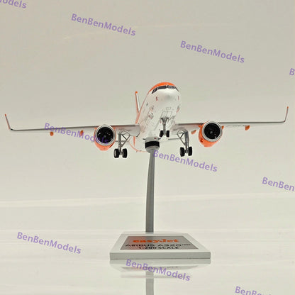 EasyJet  Airbus A320neo G-UZLM -JFOX JF-A320-046 Diecast Model WITH STAND 1:200