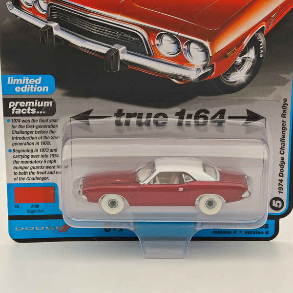 CHASE Auto World 1/64 Dodge Challenger Rallye 1974 Ultra Red Diecast Models Car Collection