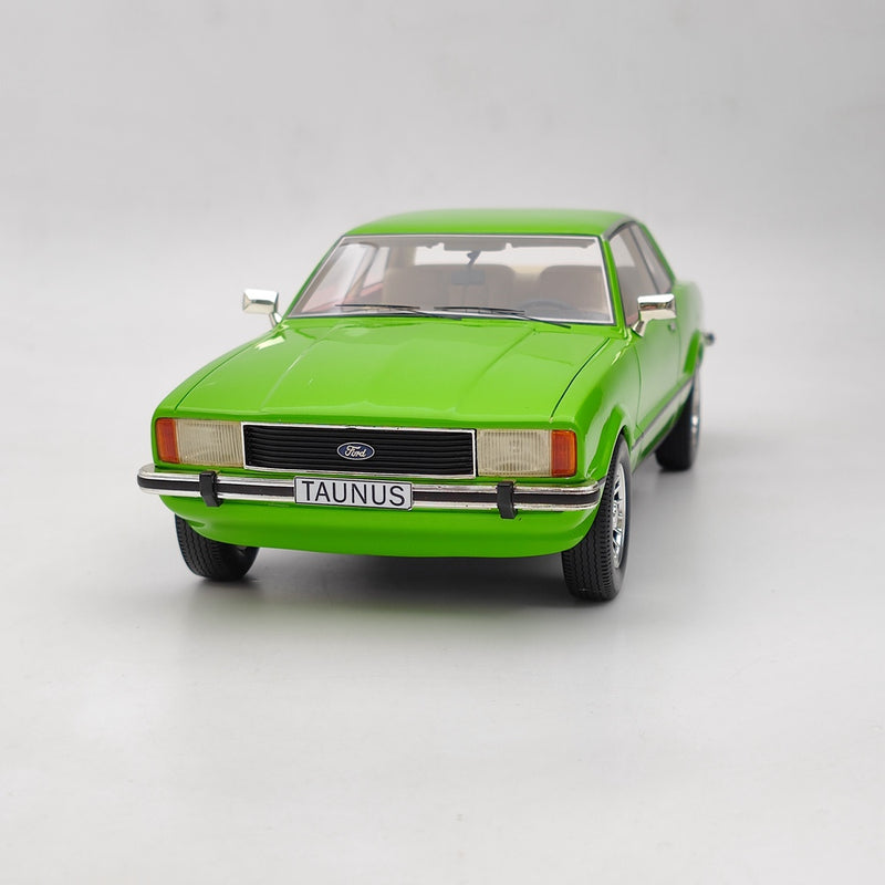 1/18 BOS Ford Taunus TC2 Ghia 1976 Green BOS167 Resin Model Limited Collection