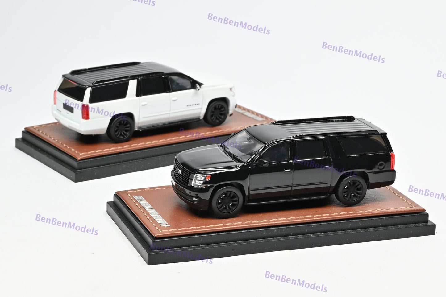 Pre-sale 1:64 GOC 2015 Chevrolet Suburban Full Sized SUV Customized Ver. Diecast