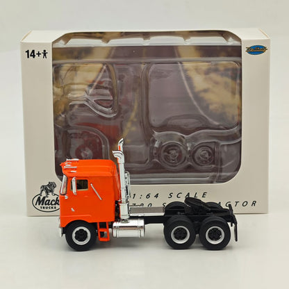 Top Self Replicas 1:64 Scale F700 Semi Tractor Trucks Orange Diecast Sleeper Model Car