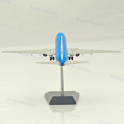 KLM Royal Dutch Airlines Boeing 737-900 / PH-BXR / JF-737-9-001/ 1:200 /Aircraft
