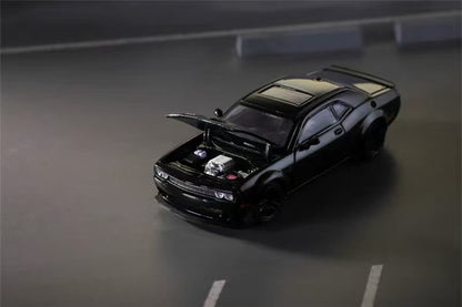 SH 1:64 Challengr SRT Hellcat Pitch Black Opening Hood Diecast Model Car Limited Collection
