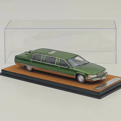 XiaoGuang 1:64 Fleetwood Limousine Green Diecast Collectible Model Car