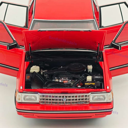 1/18 Toyota Crown Seventh Generation MS122 Red / red Interior Diecast Model