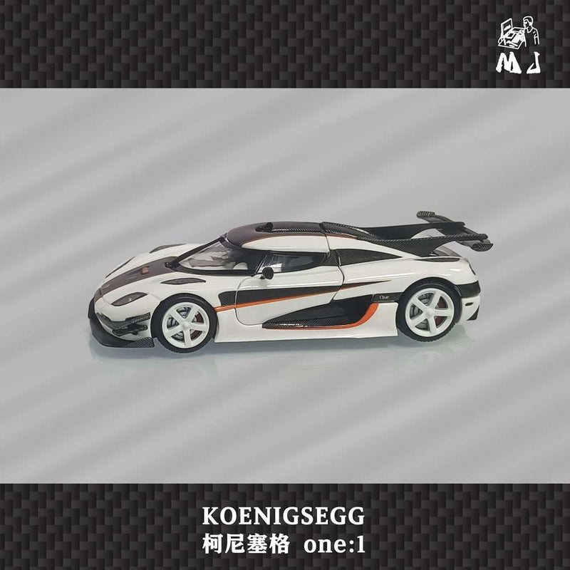 MJ 1:64 Koenigsegg one1 Gulf/Noctilucent Diecast Toys Car Models Miniature Hobby Collection Gifts