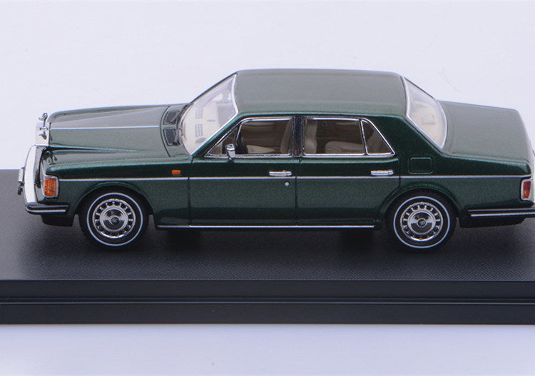 GFCC 1:64 Scale Silver Spur III Alloy Diecast Model Car Display Gift