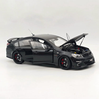 Voiture moulée sous pression Holden HSV GTSR W1 PHANTOM B182817E à l'échelle 1/18, collection limitée noire 