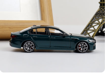 HM 1:64 Scale M5 F90 Four-Door Coupe Die-Cast Toys Car Model Collection 5 Series