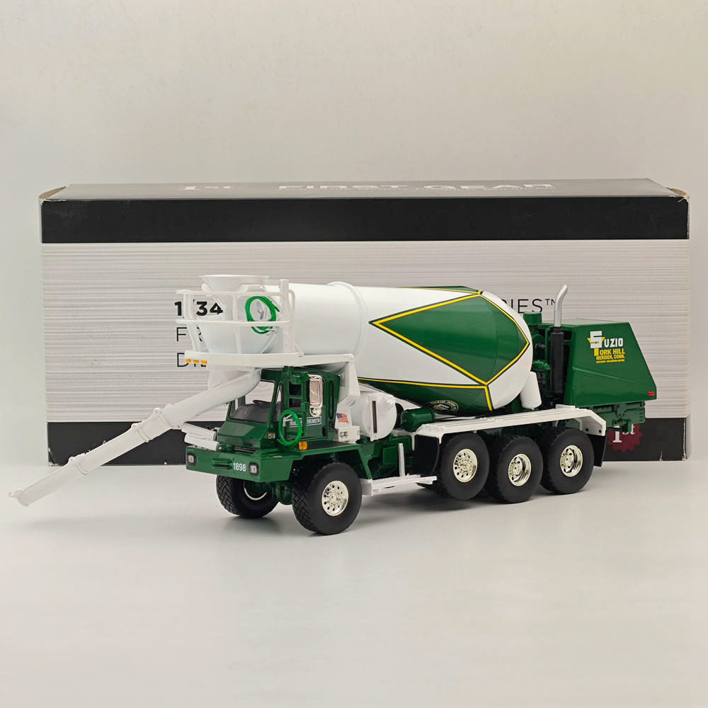First Gear 1/34 Oshkosh Front Discharge Mixer Green 19-4189 Diecast Metal Replica Collection