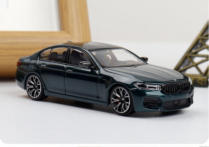 HM 1:64 Scale M5 F90 Four-Door Coupe Die-Cast Toys Car Model Collection 5 Series