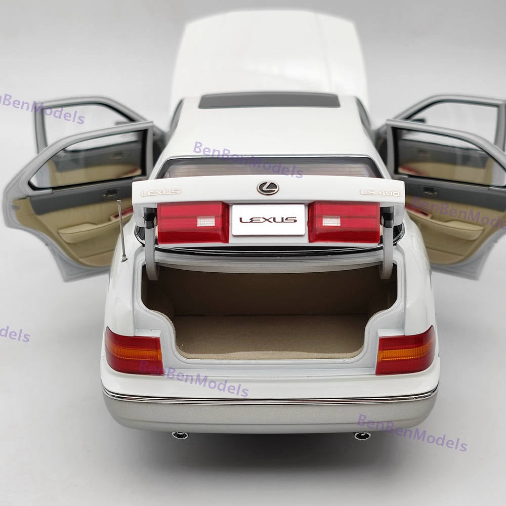 1/18 Toyota Lexus LS400 First Generation White Diecast Model Car Collection Open