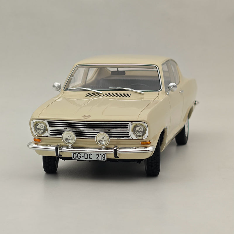 1:18 CULT Opel Kadett B Coupe white 1966 CML137-1 Resin Model Car Limited