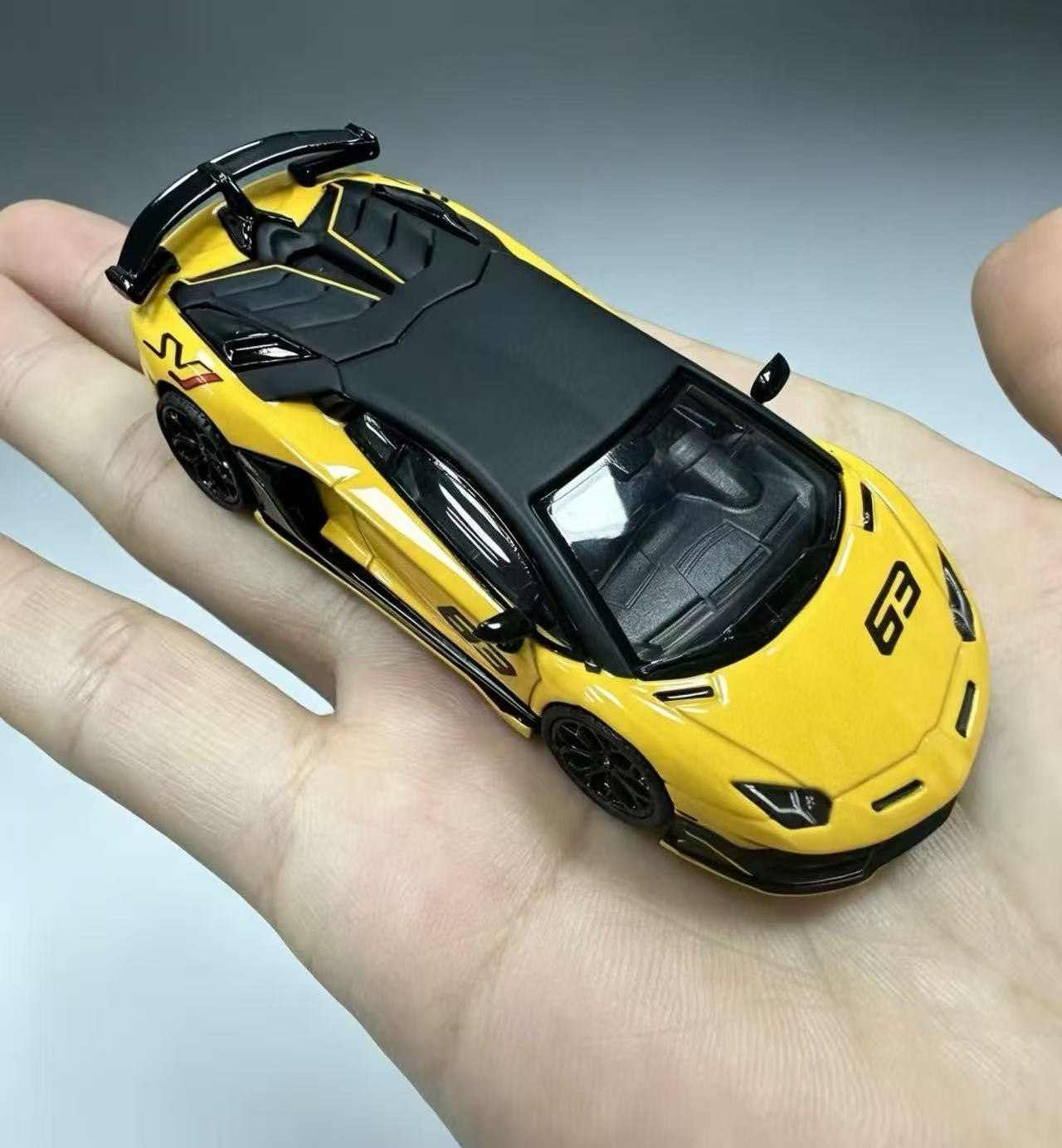 E Model 1/64 for Aventador SVJ Limited Alloy Car Model with Serial Code | Collectible Gift