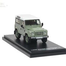 AR Box 1/64 Defender 90 Heritage 2015 Green Diecast Collectible Gift