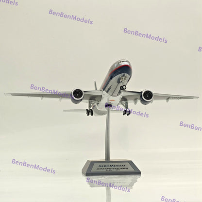 Aeromexico Boeing 777-200 N745AM / IF772AM1023P / INFLIGHT 200 WITH STAND /1:200