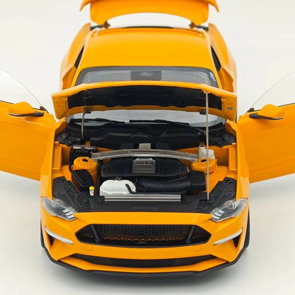 DM 1/18 GT 2019 Orange Fury LHD with Widebodykit Pack Diecast Model Car