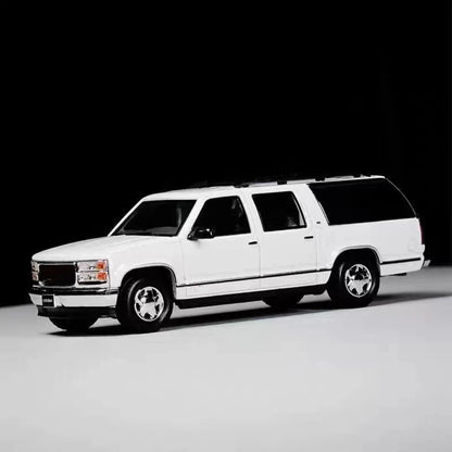 Bliss 1:64 Suburban GMT400 SUV White/Black Sport Model Diecast Model Car
