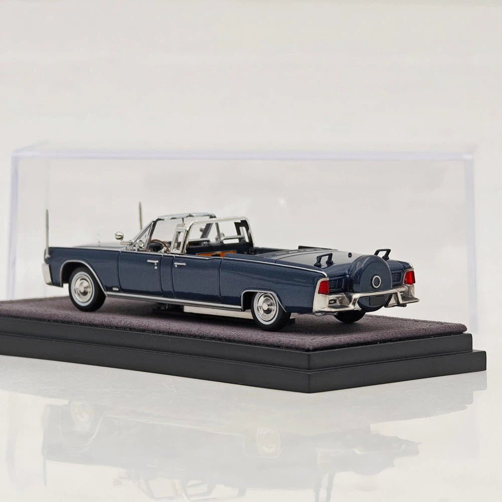 GOC 1:64 Continental X100 Luxury Limousine Blue TMCS 2026 Diecast Collectible Model