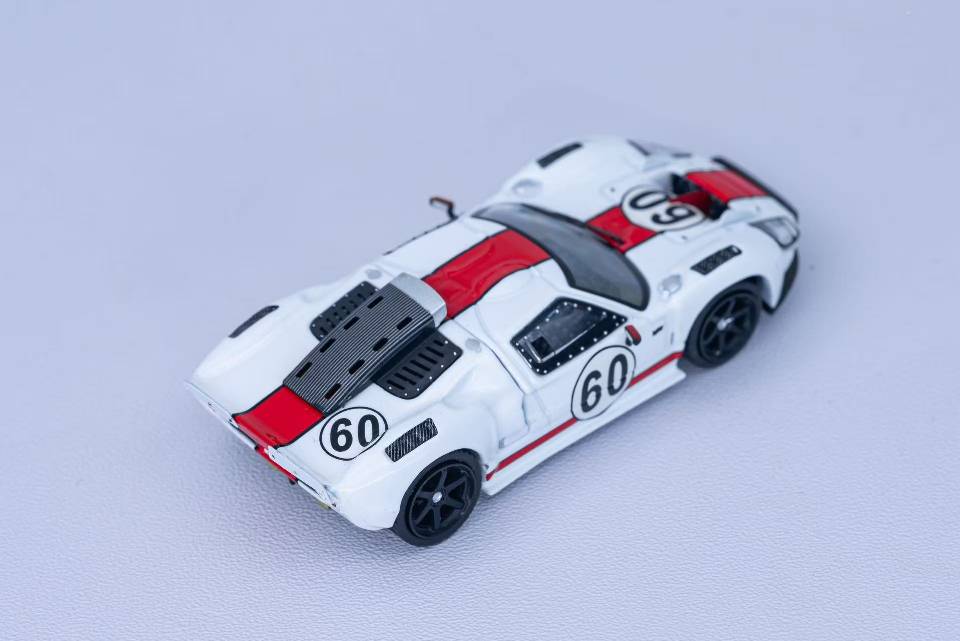 Rhino Model RM 1:64 GT40 #15 #60 Magnetic Hood Limited Edition Diecast Model Car