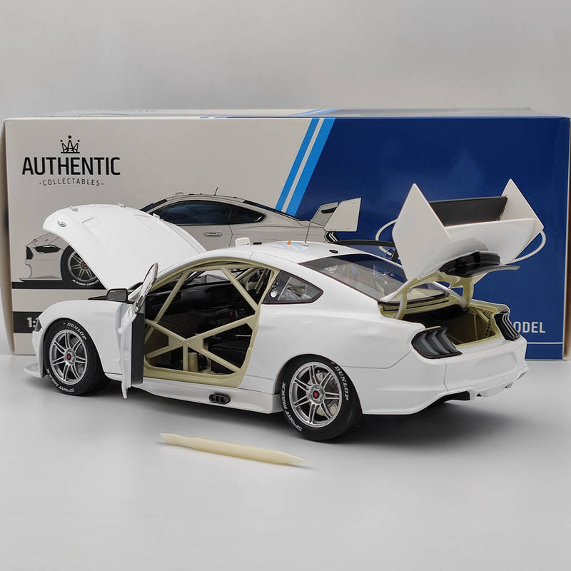 1/18 Authentic FORD MUSTANG GT GLOSS WHITE PLAIN BODY EDITION