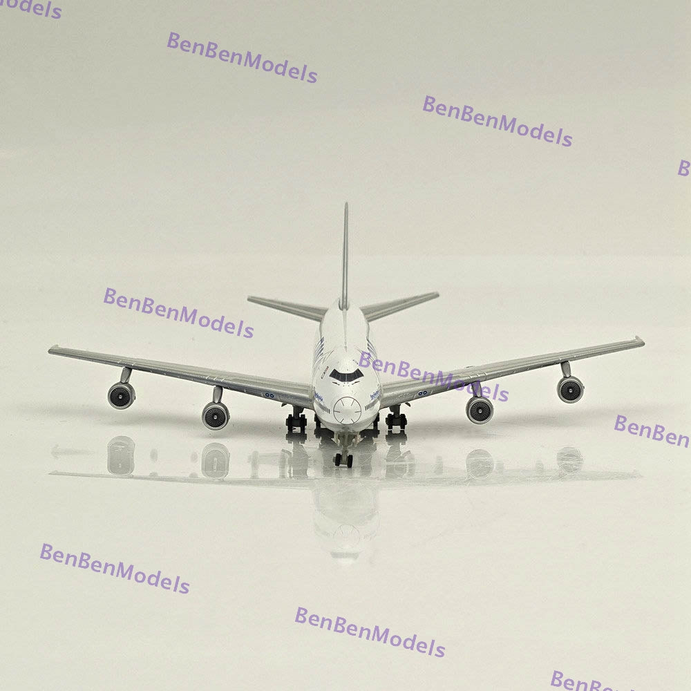 1:400 RM Pan Am Boeing 747-100 N4704U Passenger Airplane Diecast Model
