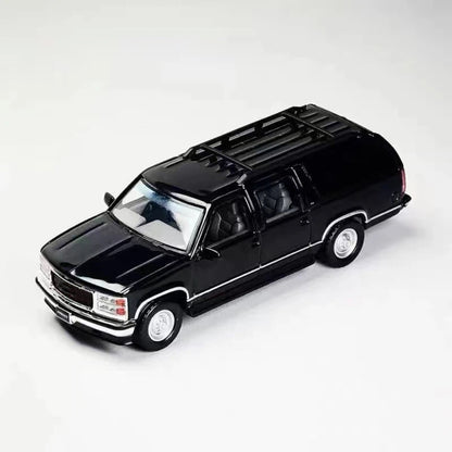 Bliss 1:64 Suburban GMT400 SUV White/Black Sport Model Diecast Model Car