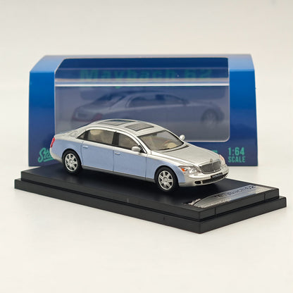 Modèle réduit de voiture moulé sous pression Mercedes Benz Maybach 62 SH 1/64 de Stance Hunters, collection argent