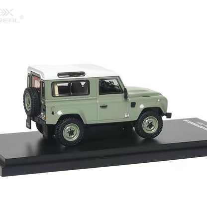 AR Box 1/64 Defender 90 Heritage 2015 Green Diecast Collectible Gift