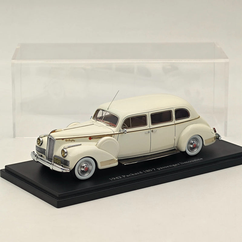 1/43 AutoCult Avenue 43 Packard 180 7 passenger limousine 1942 White Model Car