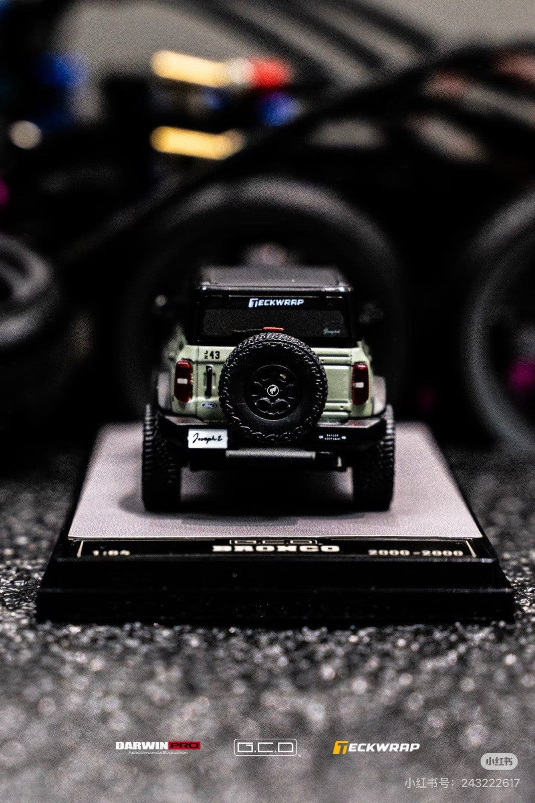 GCD 1:64 for Bronco SUV DarwinPRO Color Scheme SZ Cool Car Show Collectible Gifts Car Models Gifts