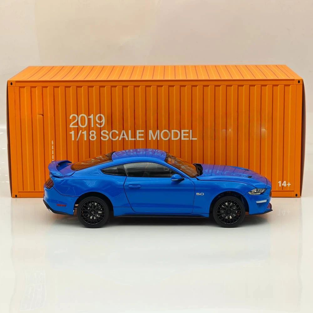 DM 1/18 2019 GT Blue RHD with Widebodykit Pack Diecast Model Car Miniature