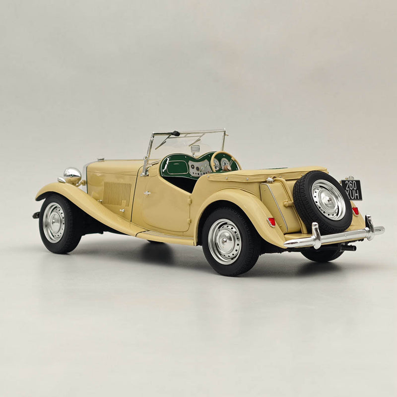 Cult 1/18 Scale MG TD 1953 Convertible CML094-2 Resin Model Car Collection White