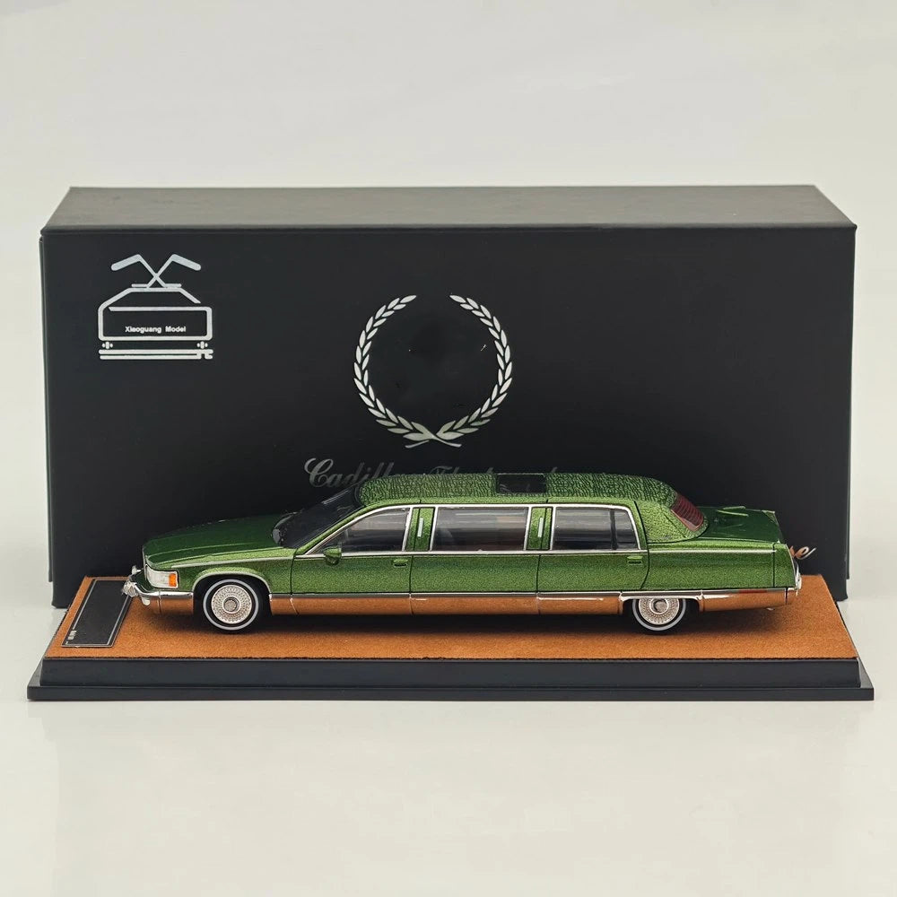 XiaoGuang 1:64 Fleetwood Limousine Green Diecast Collectible Model Car