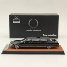 XiaoGuang 1/64 Fleetwood extended edition Black Alloy Diecast Models Car Collection