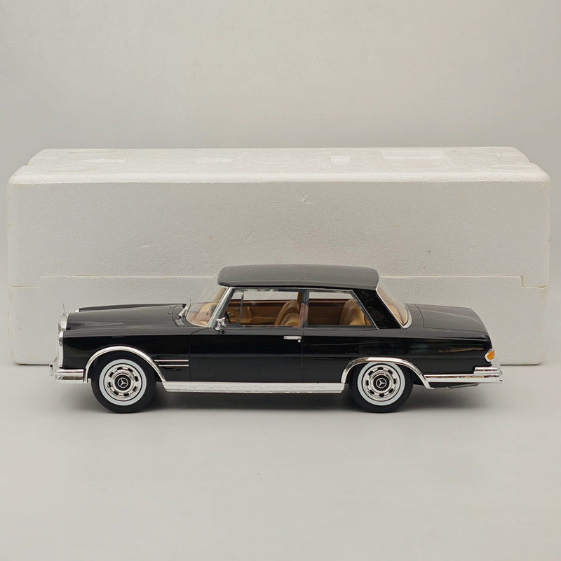 CMF 1:18 Mercedes Benz 600 W100 Nallinger Coupe 1965 CMF18160 Resin Models Used