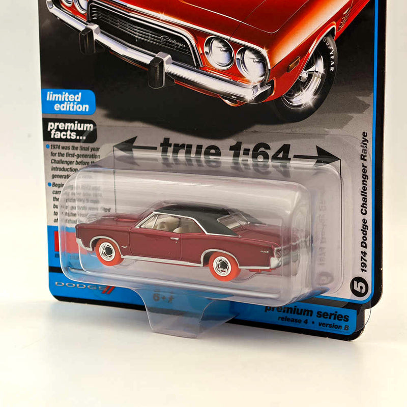 CHASE Auto World 1/64 1974 Dodge Challenger Rallye Ultra Red Diecast Models Car