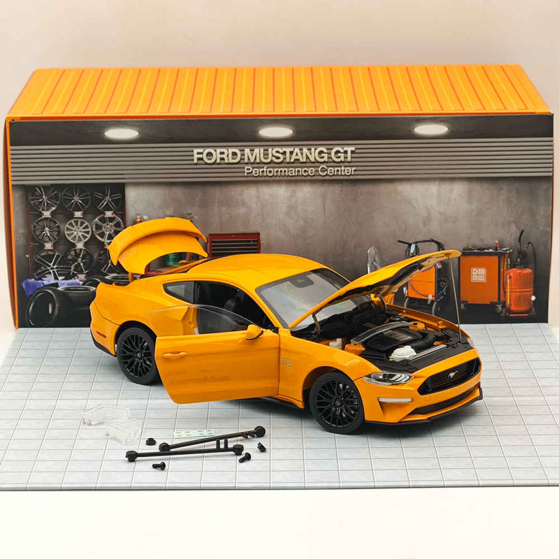 DM 1/18 Scale Model Replicas Ford Mustang GT 2019 Orange Fury RHD Diecast Car Miniature Hobby Gifts