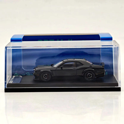 SH 1:64 Challengr SRT Hellcat Pitch Black Opening Hood Diecast Model Car Limited Collection